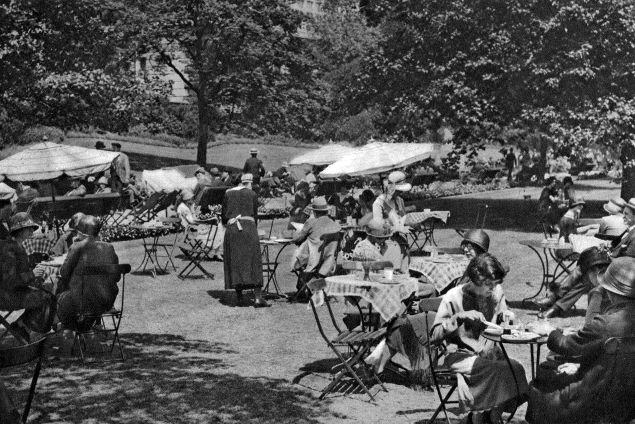 Embankment Gardens, Charing Cross, London, 1926-1927 alkotó: Unbekannt