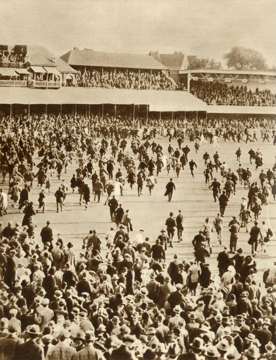 Anglia megnyeri a The Ashes-t Ausztrália ellen, Oval Cricket Ground, London, 1926, 1935. alkotó: Unbekannt