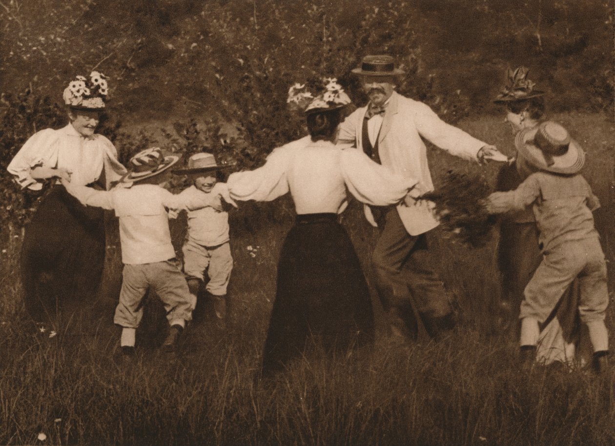 Családi játék a mezőn, 1937 alkotó: Unbekannt
