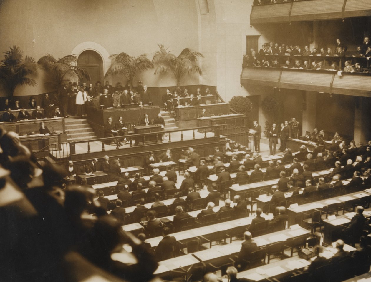 A Népszövetség első ülése 1920. november 15-én Genfben, 1920. alkotó: Unbekannt