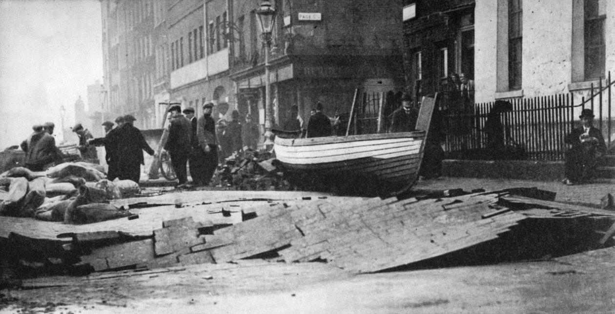 Árvízi károk a Victoria Embankmenten, London, 1928 1936 alkotó: Unbekannt