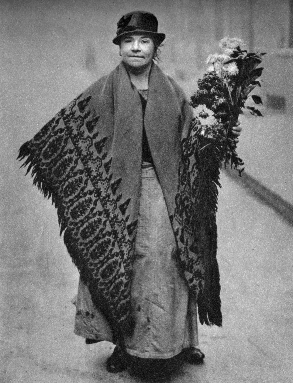 Viráglány, London, 1926-1927 alkotó: Unbekannt
