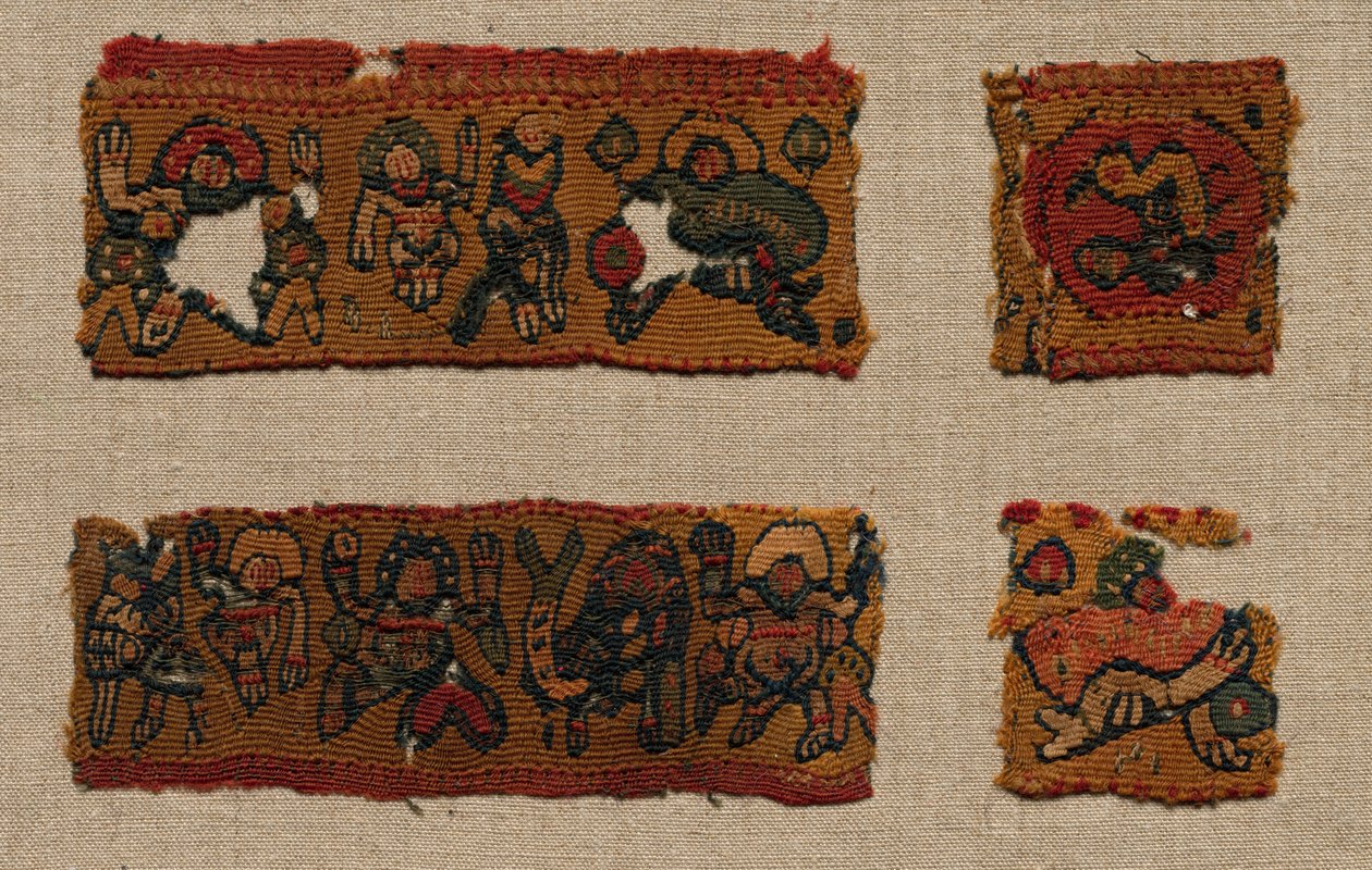 Egy tunika Gammadion-szegélyének négy töredéke, 400-600-as évek. alkotó: Unbekannt