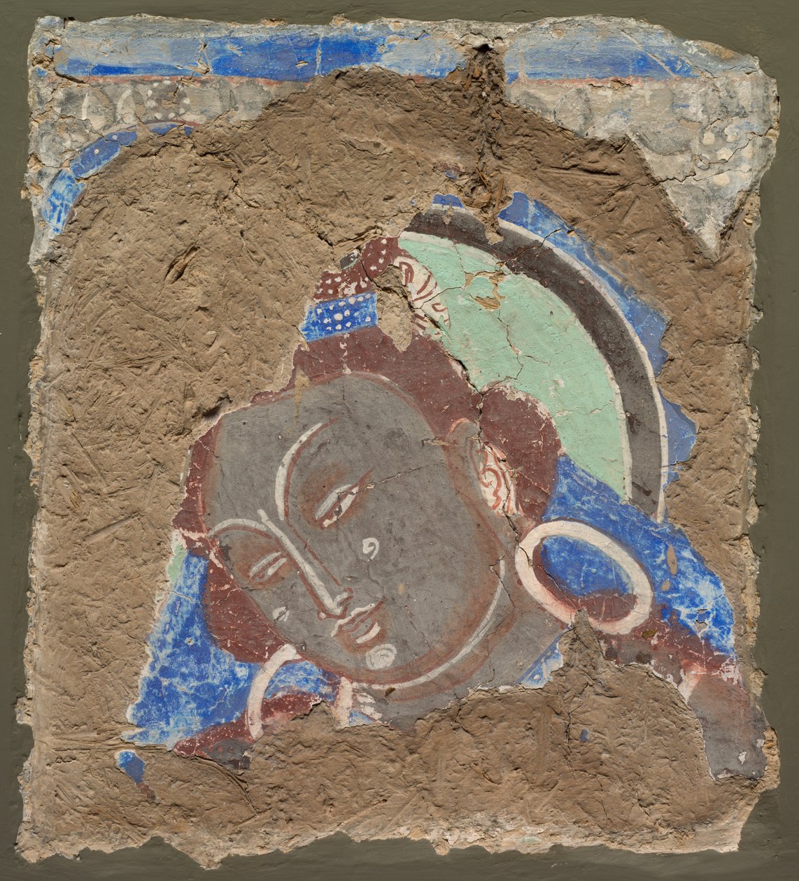 Töredék bódhiszattva fejjel, 600-650. alkotó: Unbekannt