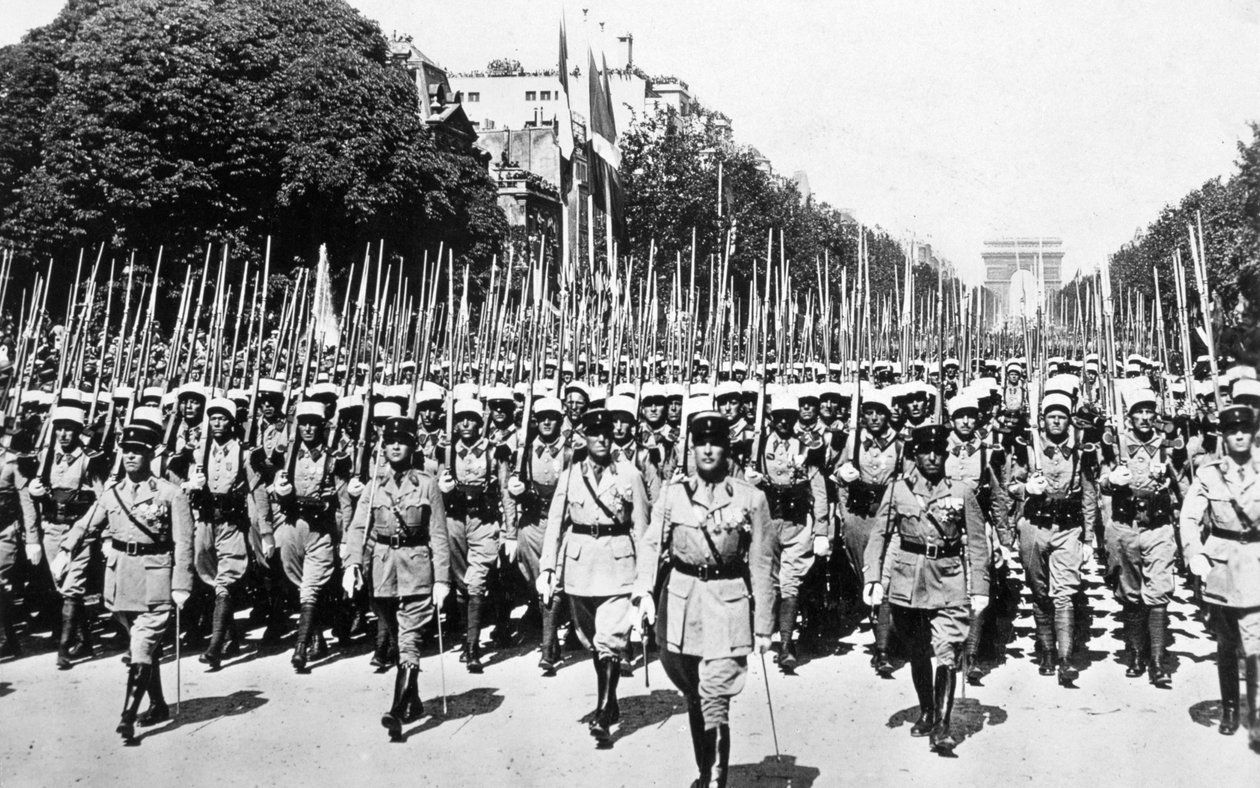 Francia Idegenlégió szemle, Párizs, 1939. július 14 alkotó: Unbekannt