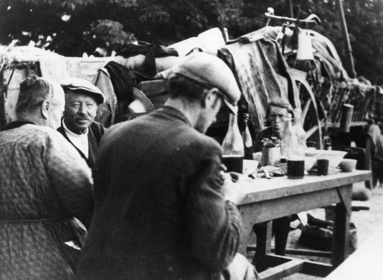 Francia és belga menekültek, Rambouillet, Franciaország, 1940. július 16 alkotó: Unbekannt