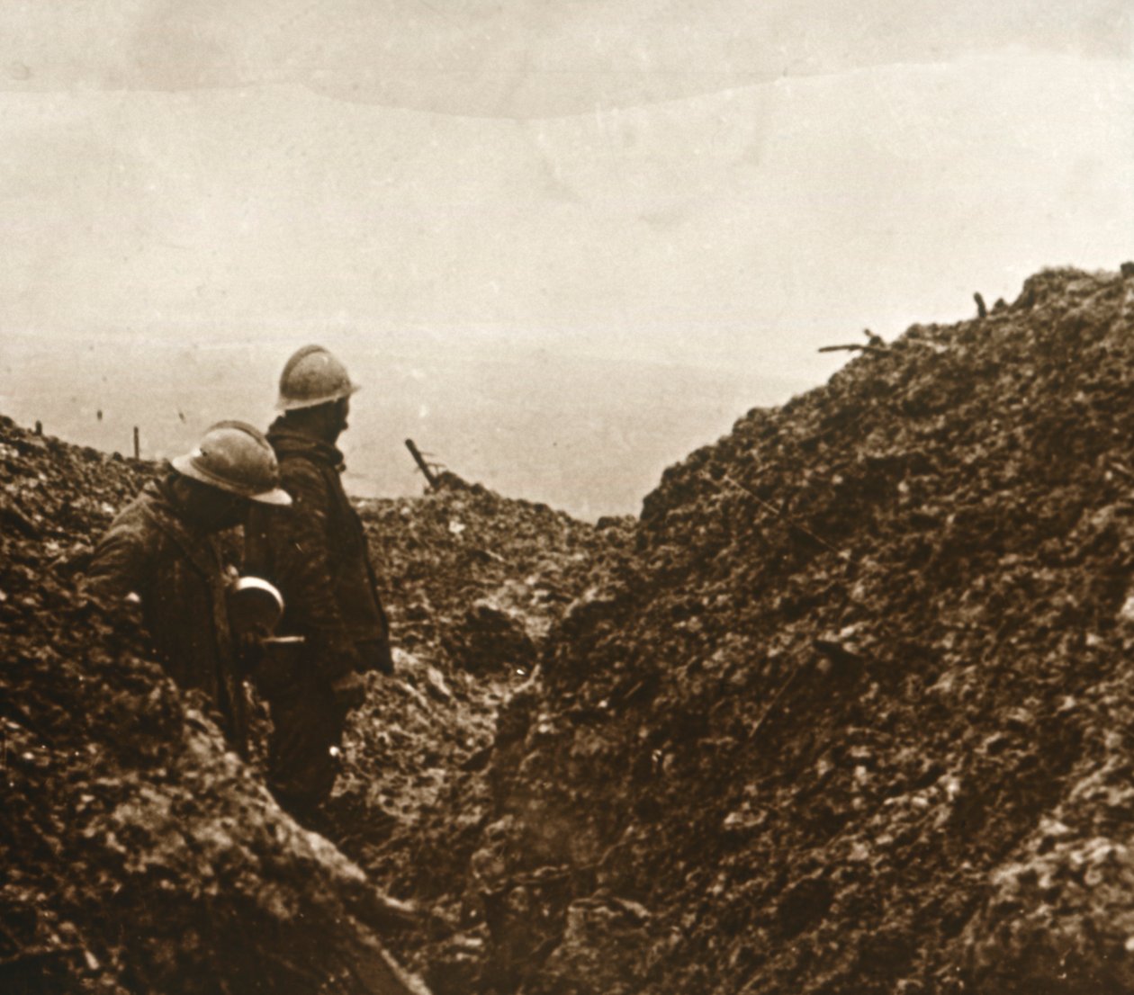 Francia katonák a lövészárokban, c1914-c1918 alkotó: Unbekannt