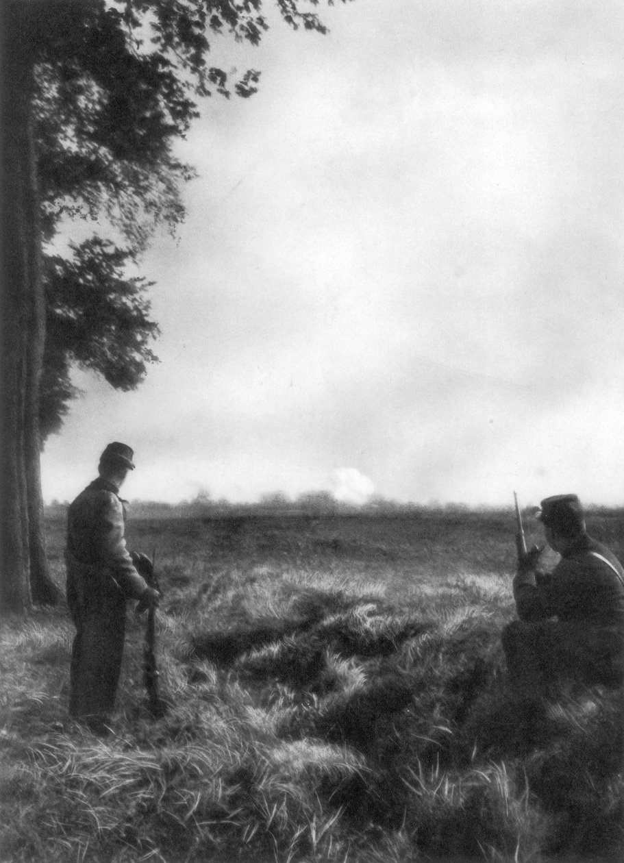 Tüzérségi tüzet figyelő francia katonák, 1. marne-i csata, Franciaország, 1914. szeptember 5-12. alkotó: Unbekannt