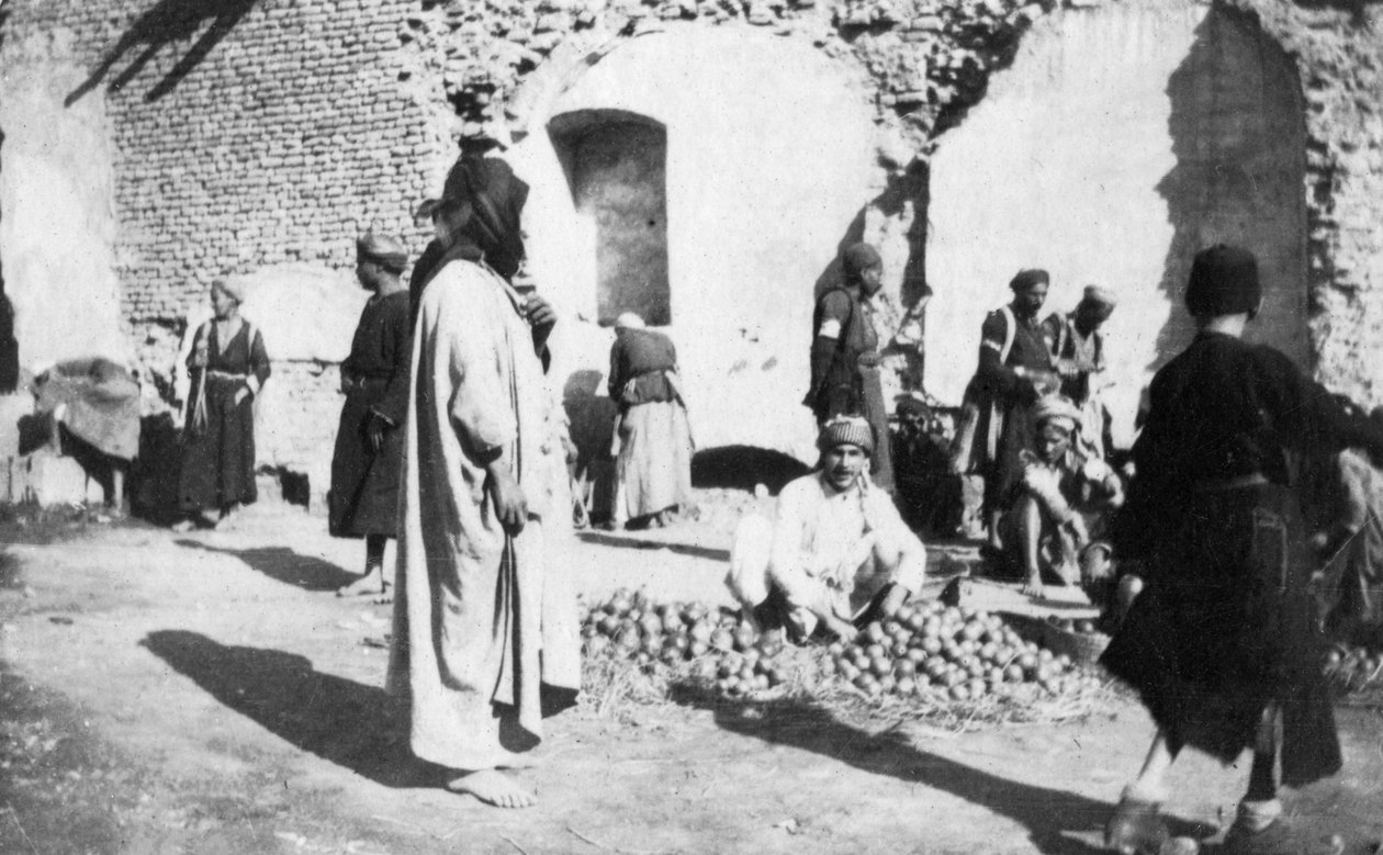 Gyümölcspiac, Bagdad, Irak, 1917-1919 alkotó: Unbekannt