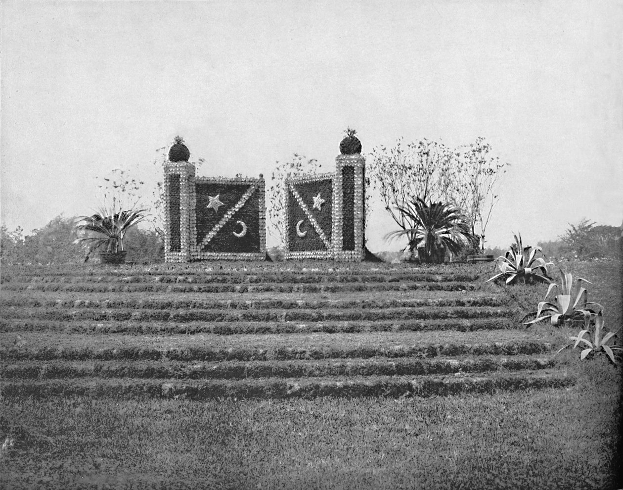 Gates Ajar, Washington Park, Chicago, 1897. alkotó: Unbekannt