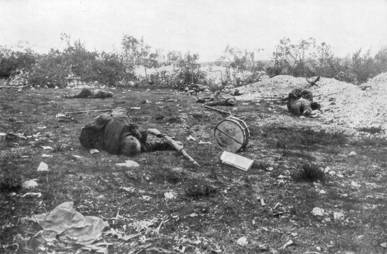 Német halottak, második champagne-i csata, Franciaország, 1915. szeptember 25. - november 6. alkotó: Unbekannt