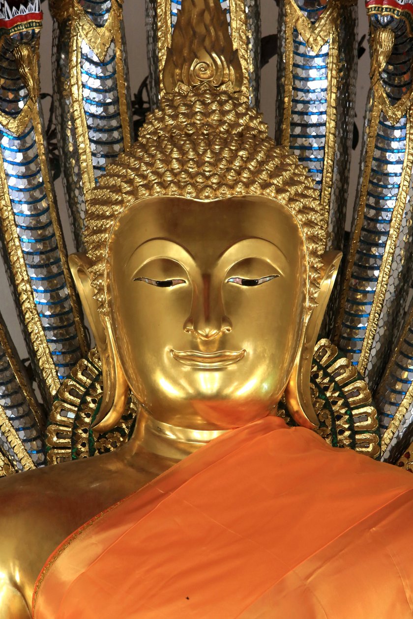 Arany Buddha tanúskodni viszi a Földet. Wat Pho - Wat Phra Chettuphon. 1788. Bangkok. Thaiföld alkotó: Unbekannt