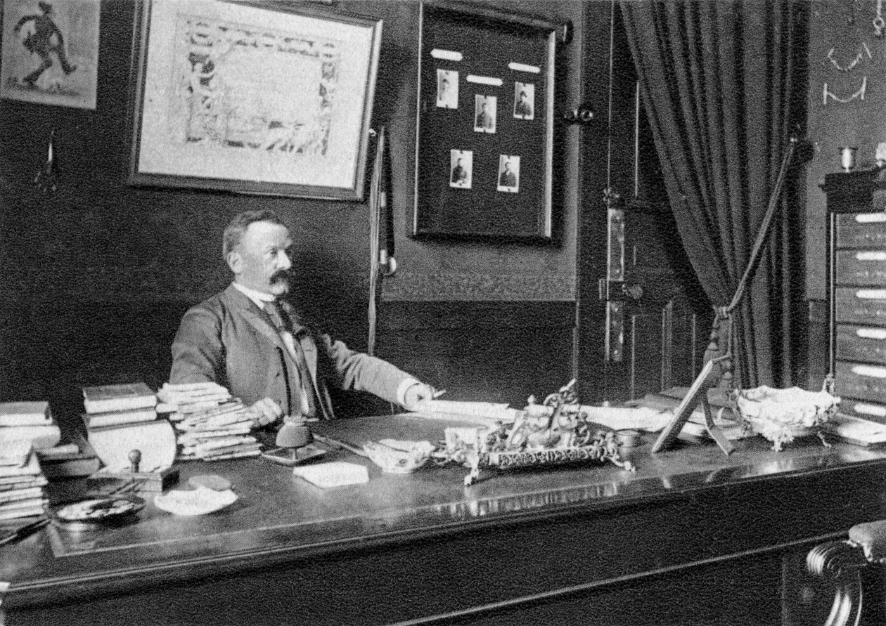 Korona, 1895 alkotó: Unbekannt