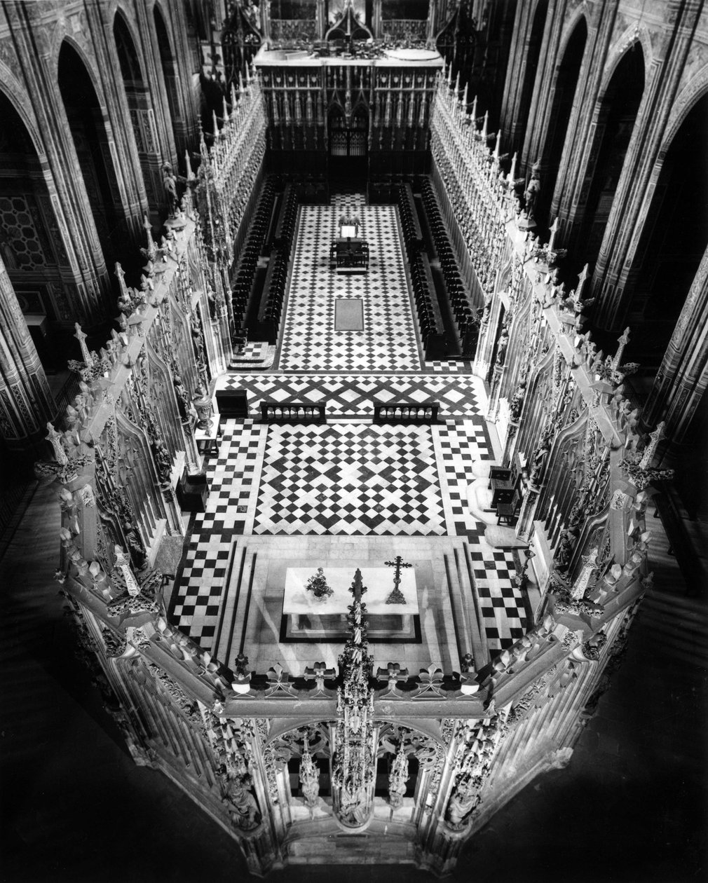 Gótikus építészet: mély kilátás a kóruskerítésre. 13. századi Cathedral Saint Cecile a Albi (Tarn) alkotó: Unbekannt