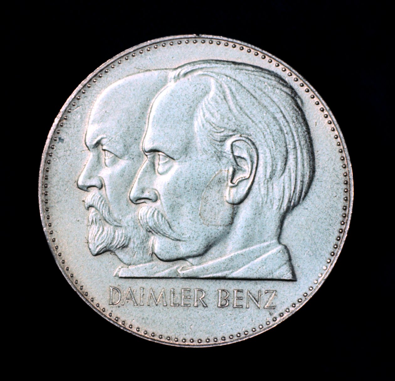 Gottlieb Daimler és Karl Benz, a német autóipar úttörői, 1961 alkotó: Unbekannt
