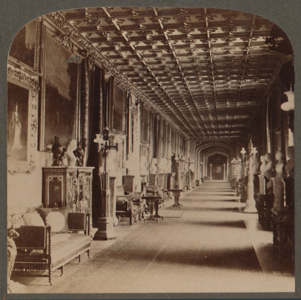 Grand Corridor, Windsor Castle, Anglia, 1910. alkotó: Unbekannt