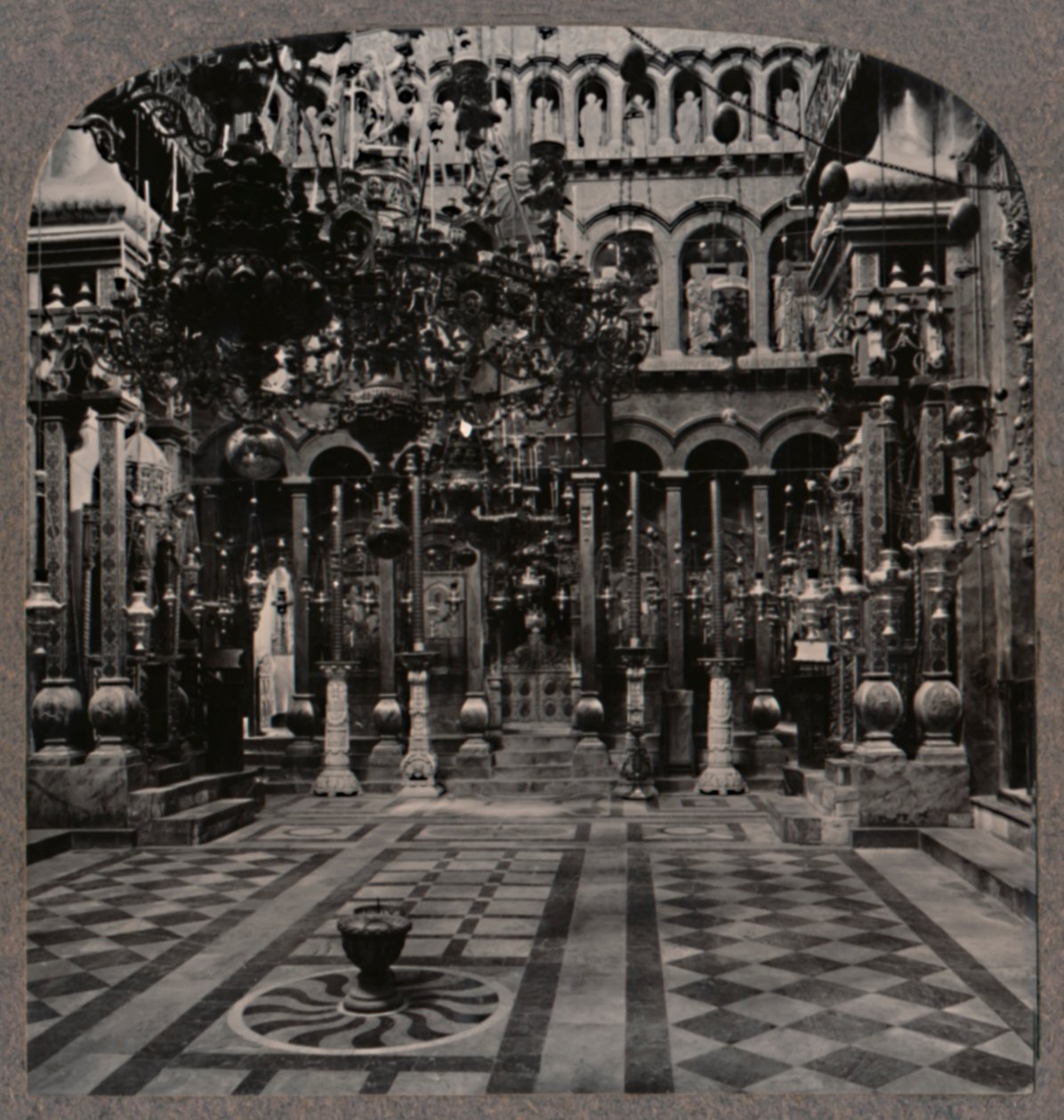 Görög székesegyház a Szent Sír-templomban, Jeruzsálem, 1900 körül alkotó: Unbekannt
