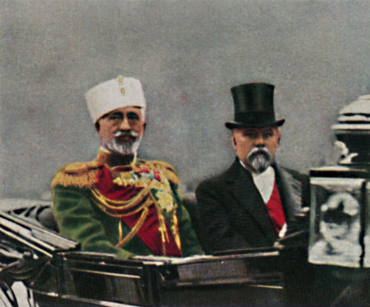Nyikolaj Nyikolajevics nagyherceg 1856-1929 és Poincaré 1860-ban, 1934-ben született. alkotó: Unbekannt