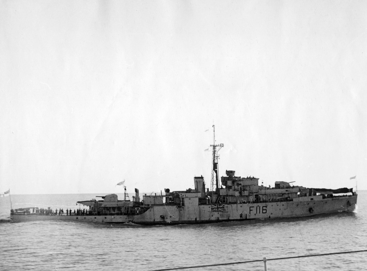 HMS Amethyst, a Jangce folyón történt akció után, 1949. április 20 alkotó: Unbekannt