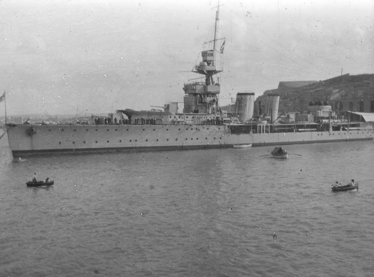 HMS Cardiff, brit C-osztályú könnyűcirkáló, Málta, 1920-as évek alkotó: Unbekannt