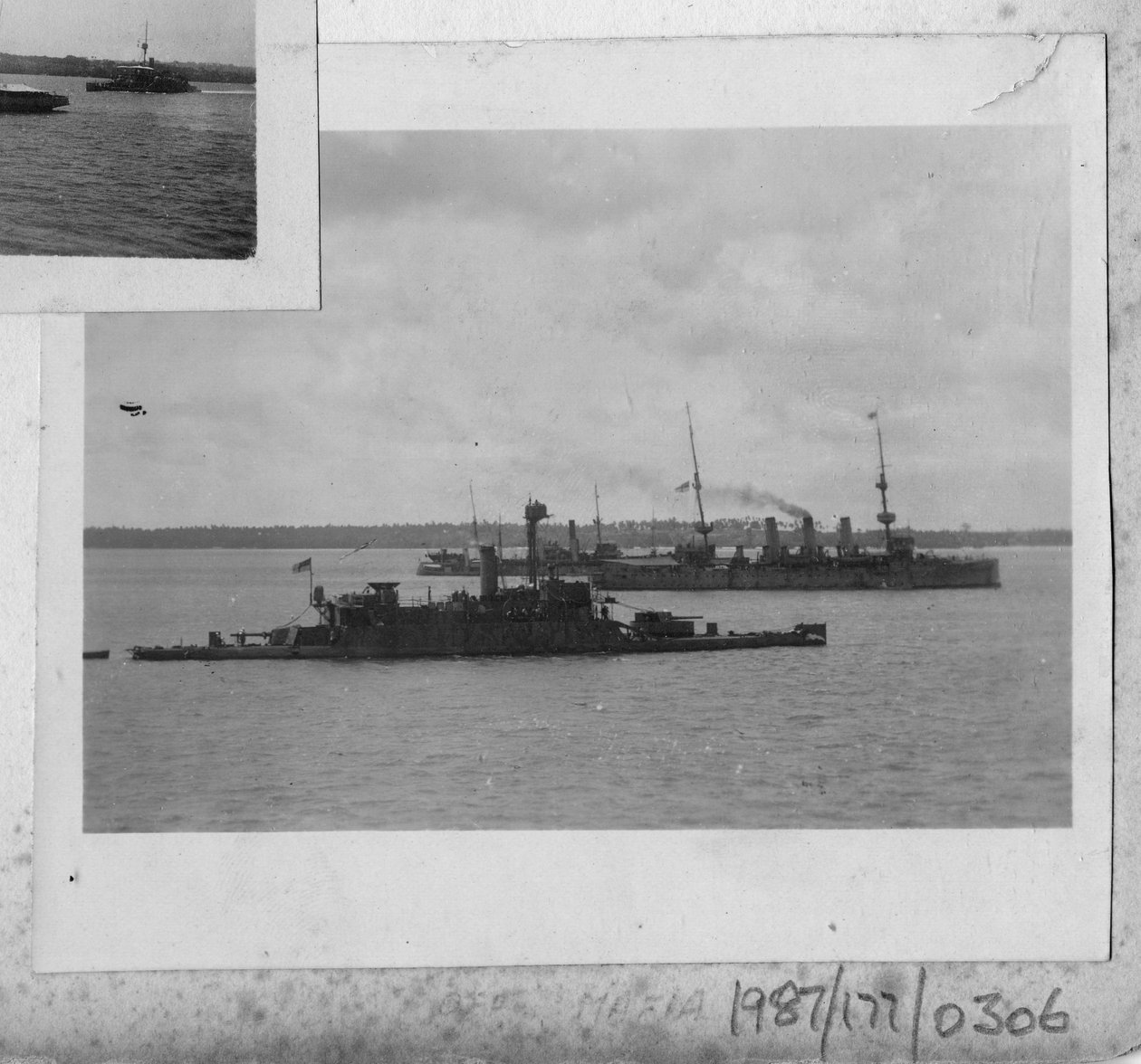 HMS Mersey a Mafia-szigetnél, Tanzánia Zanzibár szigetvilága alkotó: Unbekannt