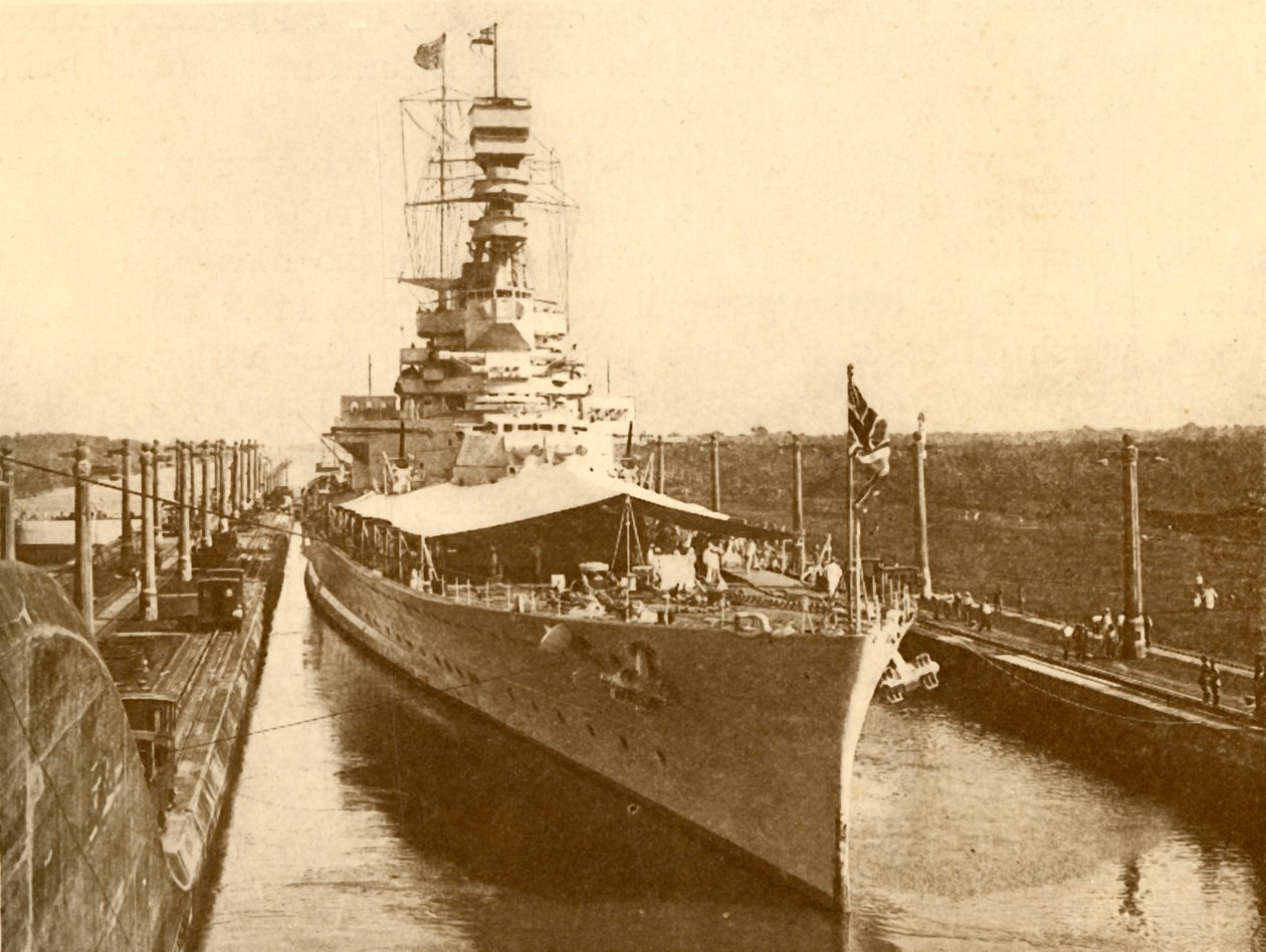 H.M.S. Híres áthaladás a Panama-csatornán York hercegével és hercegnőjével a fedélzeten, 1930 alkotó: Unbekannt