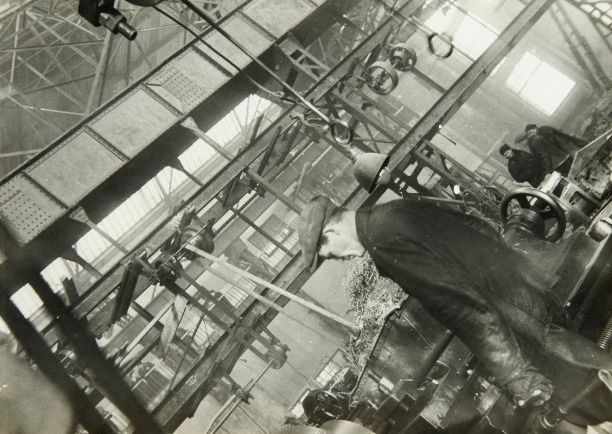 Egy gépipari gyárban, Szovjetunió, 1930-as évek alkotó: Unbekannt