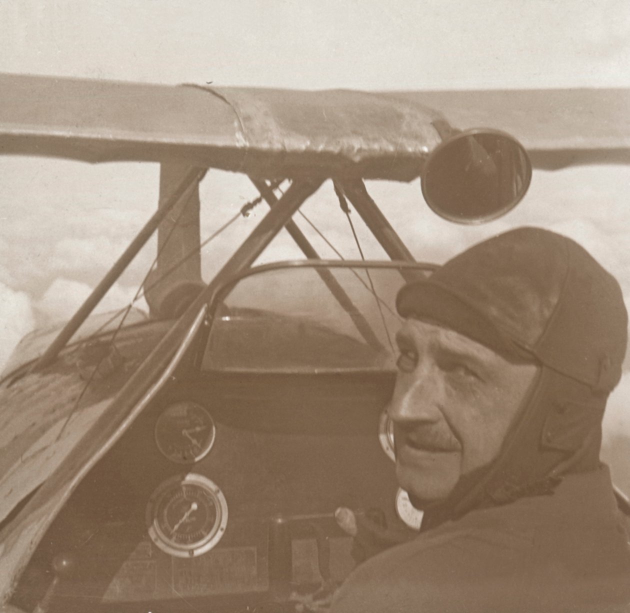 A felhőkben 1200 méteren, c1914-c1918 alkotó: Unbekannt