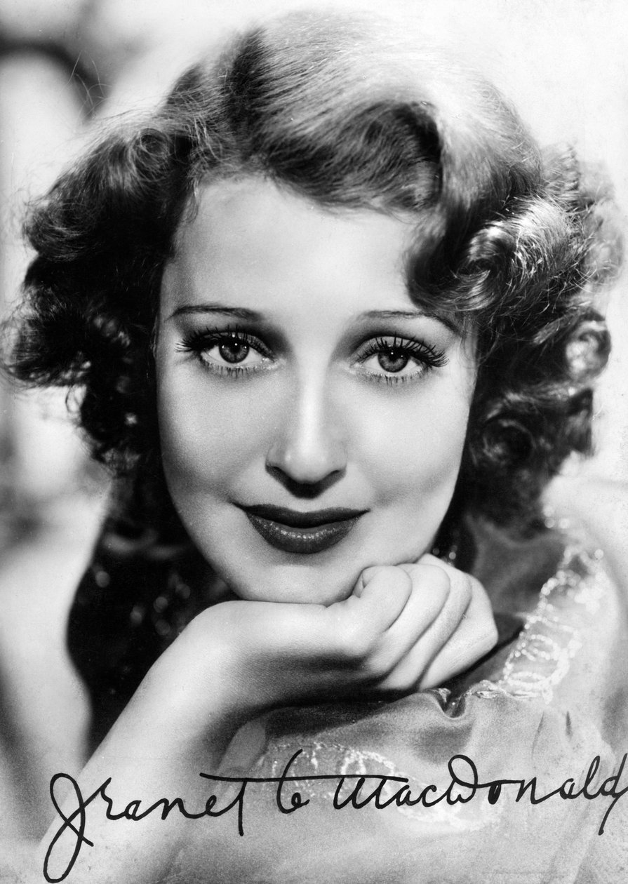 Jeanette MacDonald 1903-1965 amerikai énekes és színésznő, 1930-1940 alkotó: Unbekannt
