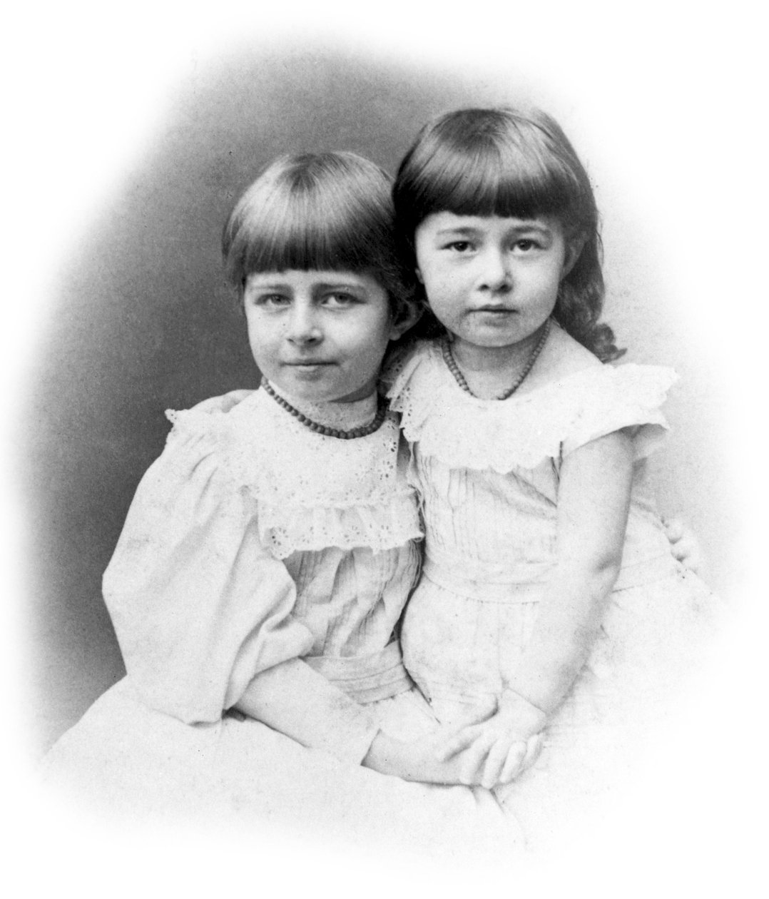 Johanne és Matilda Hertz, Heirnrich és Elizabeth Hertz lányai, 1889 alkotó: Unbekannt