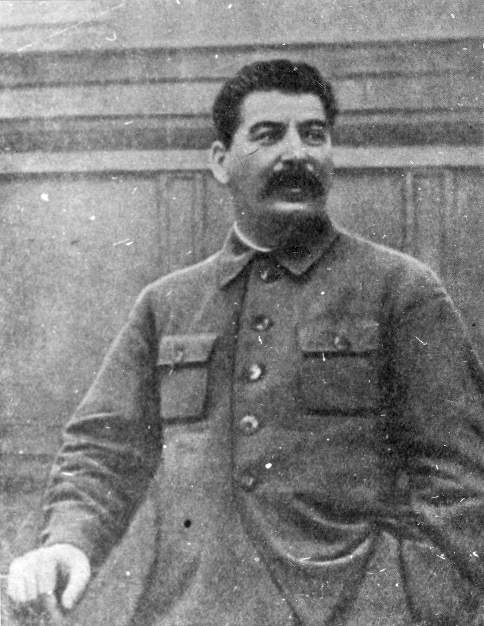Josef Sztálin, grúz származású szovjet kommunista forradalmár és vezető, 1930-as évek alkotó: Unbekannt
