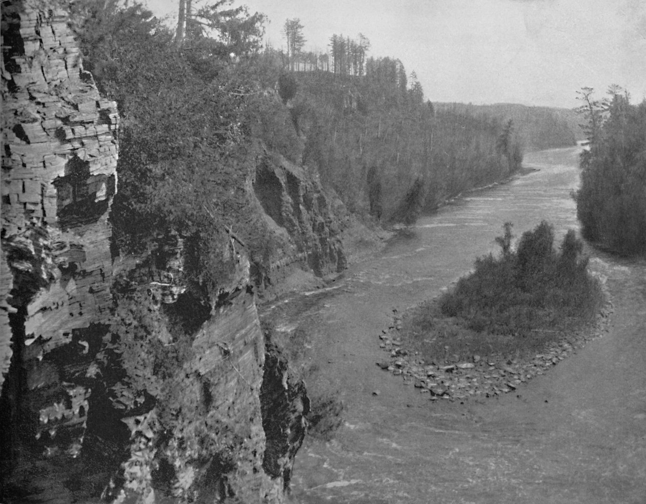 Kaministiquia folyó, a Kakabeka-vízesés alatt, 1897. alkotó: Unbekannt