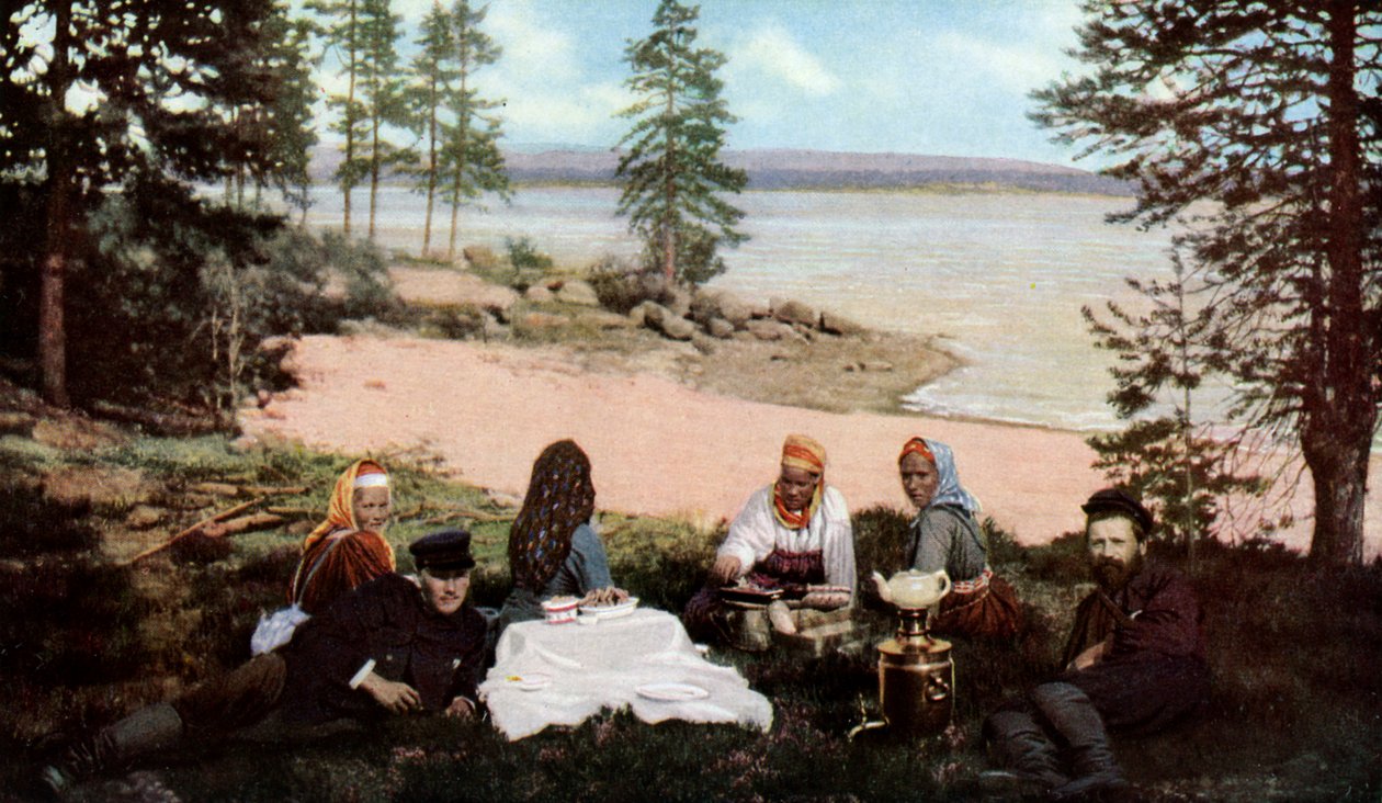 Karélok teáznak a folyó mellett, Arkangyal közelében, Oroszország, 1930-as évek alkotó: Unbekannt