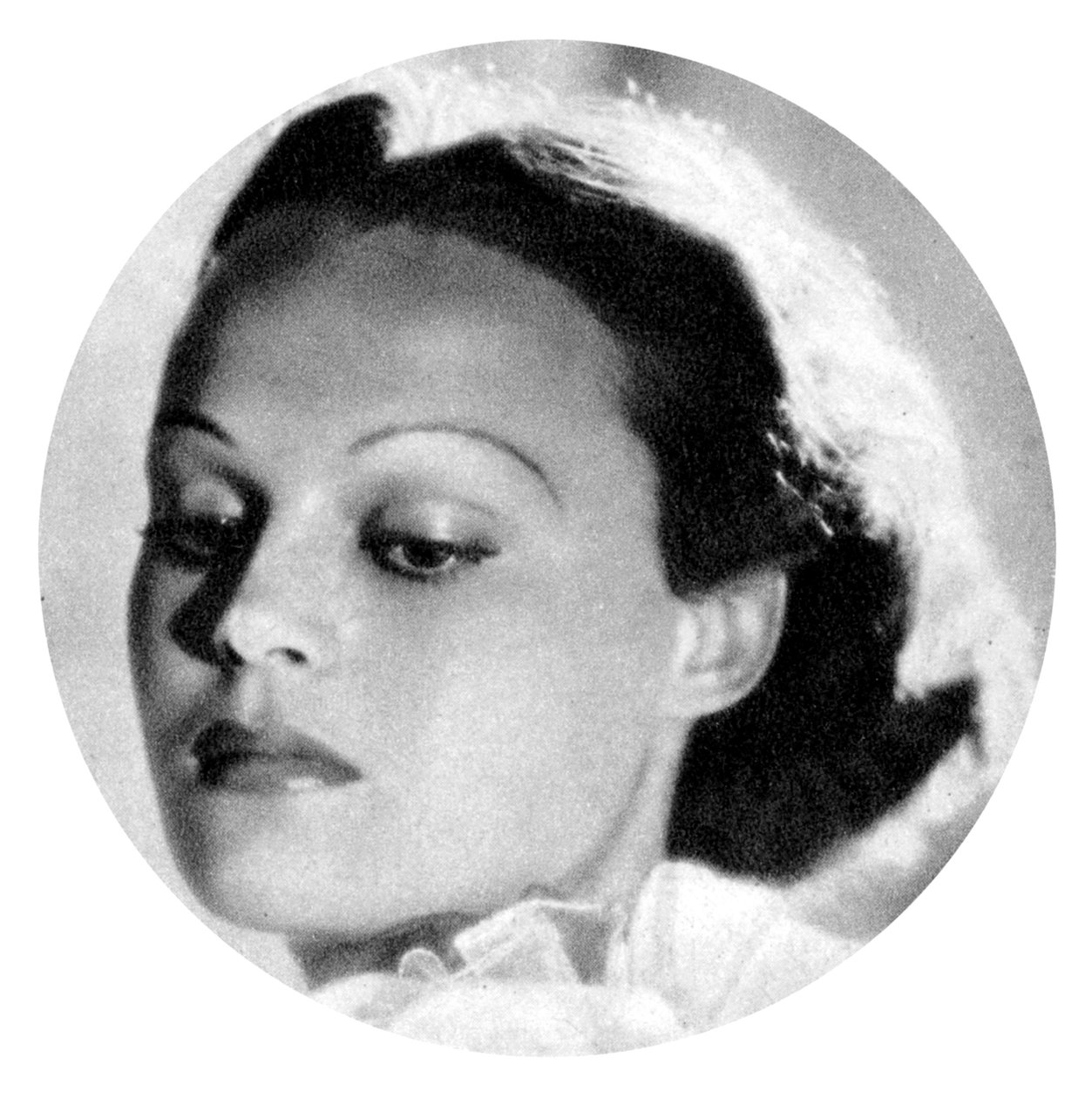 Katherine DeMille, kanadai születésű amerikai színésznő, 1934-1935 alkotó: Unbekannt