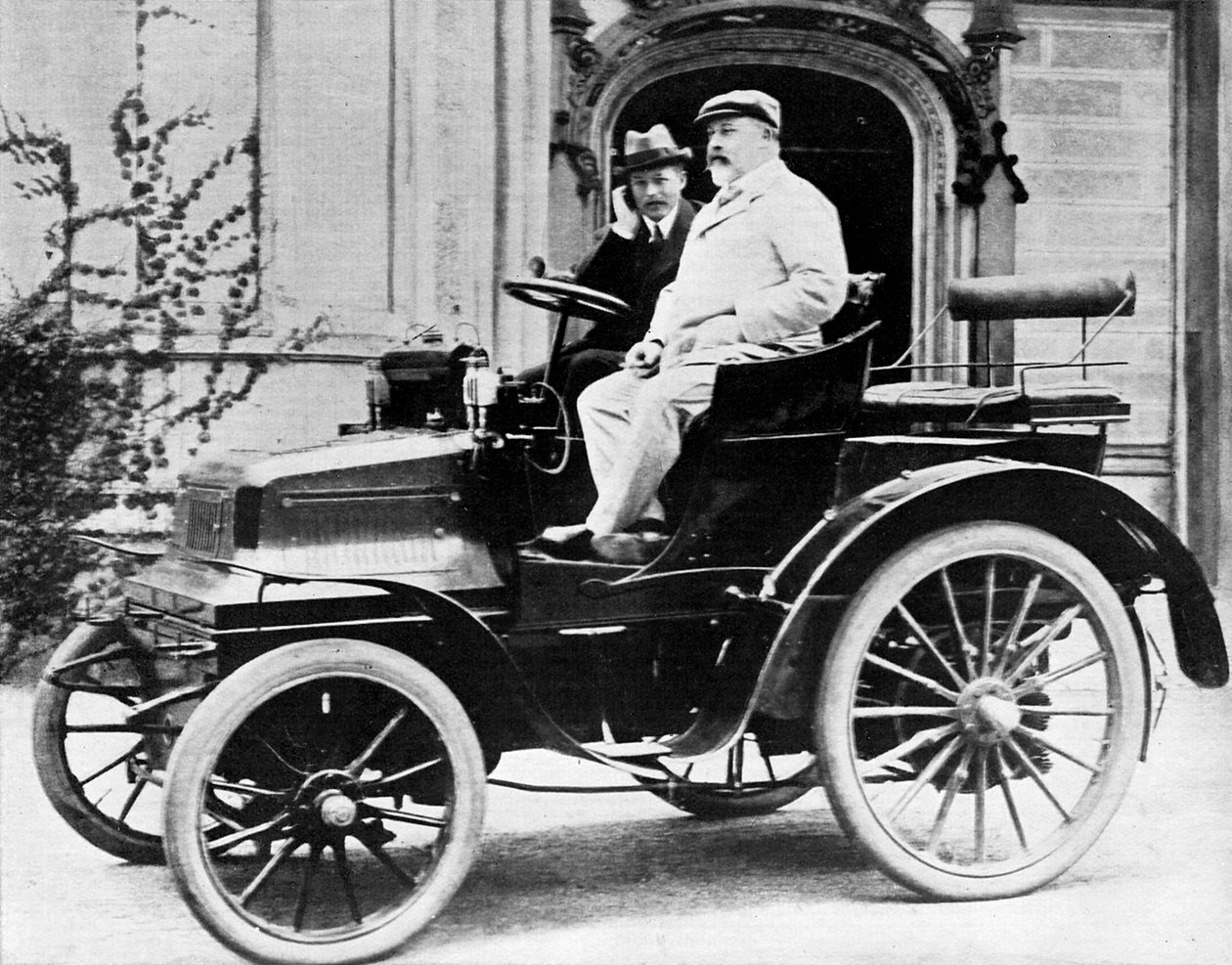 VII. Edward király Lord Montagusban 1899 Daimler 12 LE, 1900 alkotó: Unbekannt