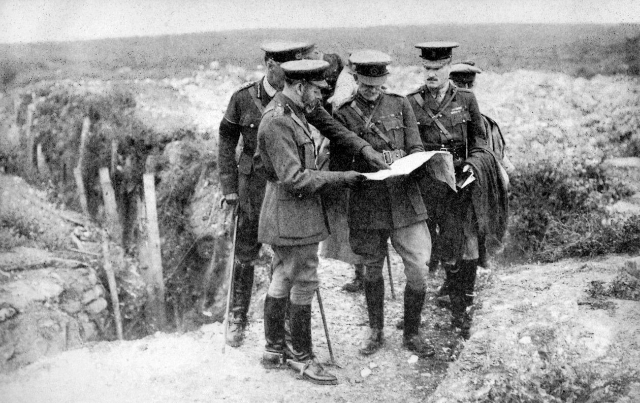 V. György király 1865-1936 a St Georges Hillben, Fricourt közelében, 1916. augusztus 10., 1936. alkotó: Unbekannt