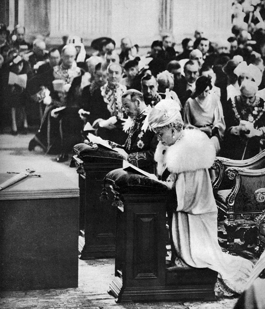 V. György király és Mária királyné a Szent Pál-székesegyházban, ezüst jubileumi hálaadó istentisztelet, 1935 alkotó: Unbekannt