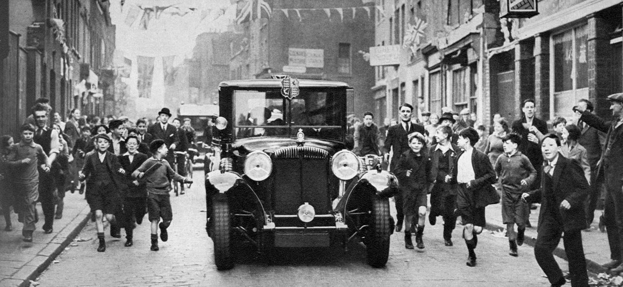 György király utolsó látogatása a londoni East Enden, az 1930-as években alkotó: Unbekannt