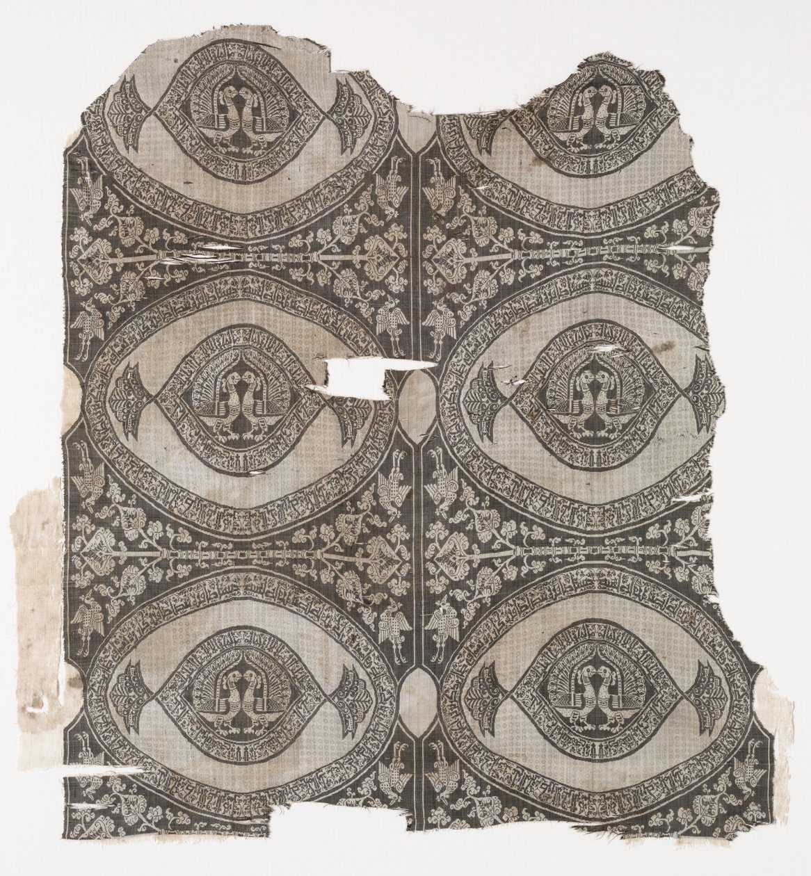 Lámpák szembeszálló pávákkal, 1660-1955. alkotó: Unbekannt