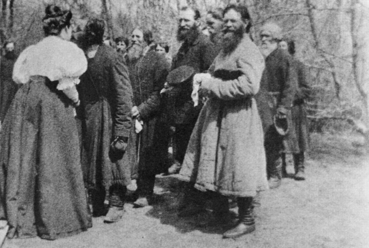 Földbirtokos húsvéti üdvözletet mond parasztjainak, Oroszország, 1890-es évek alkotó: Unbekannt