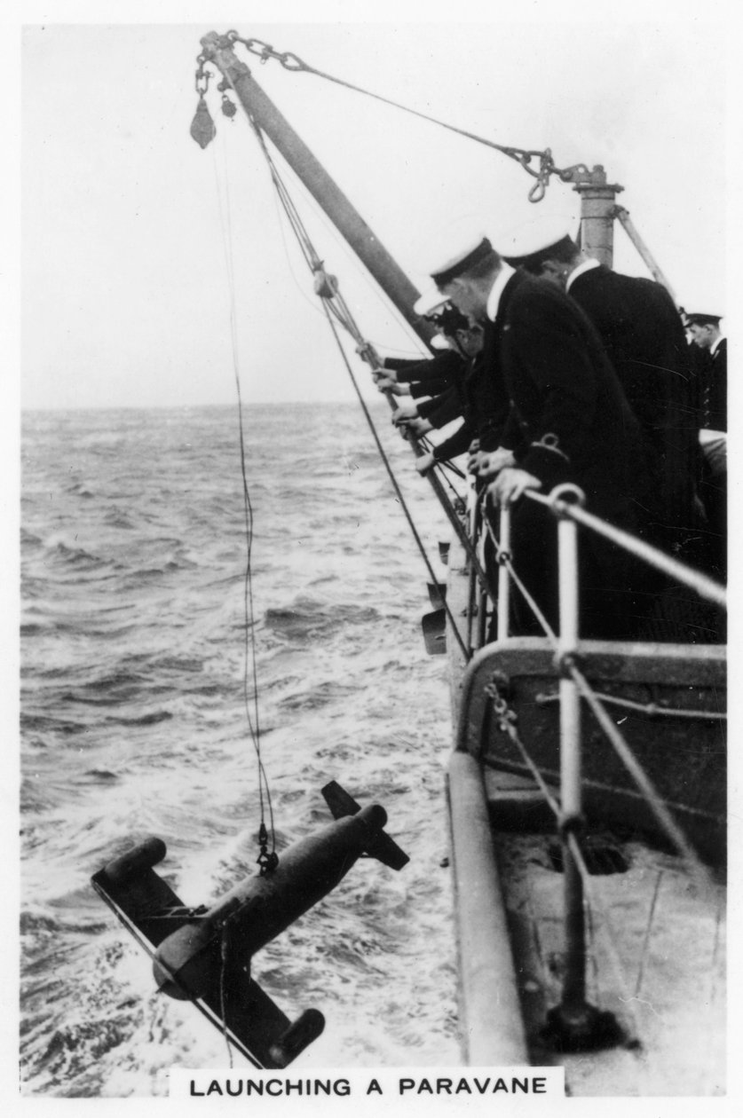 Paraván kilövése a HMS Rodney csatahajóról, 1937 alkotó: Unbekannt