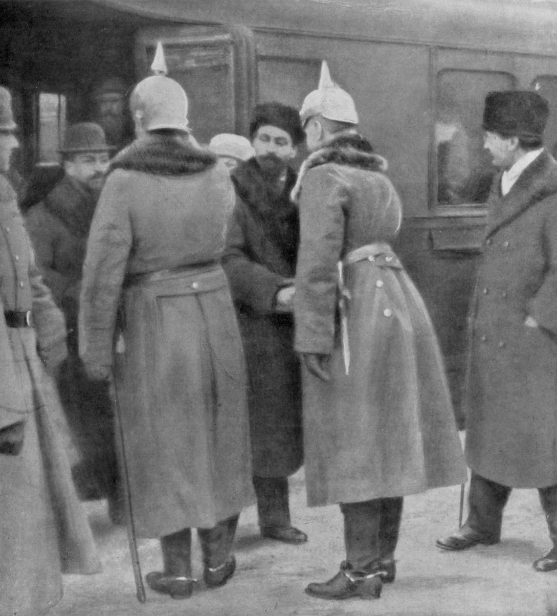 Leon Trockij béketárgyalásra érkezik a németekkel, Breszt-Litovszk, 1918. január 7. alkotó: Unbekannt