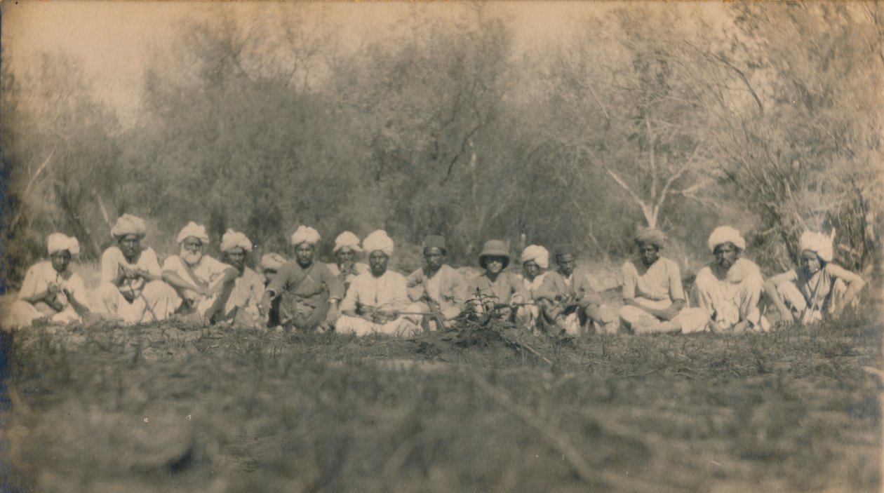 Lt. Smith & Beaters – Budhapur Tigerhunt, 1922 alkotó: Unbekannt