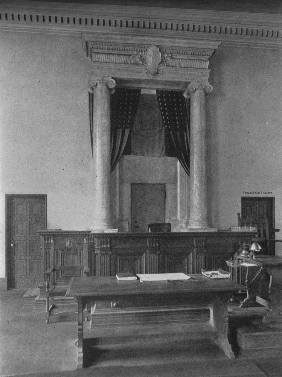Bírói pult a tárgyalóteremben, Harmadik Kerületi Bíróság, New York City, 1924 alkotó: Unbekannt