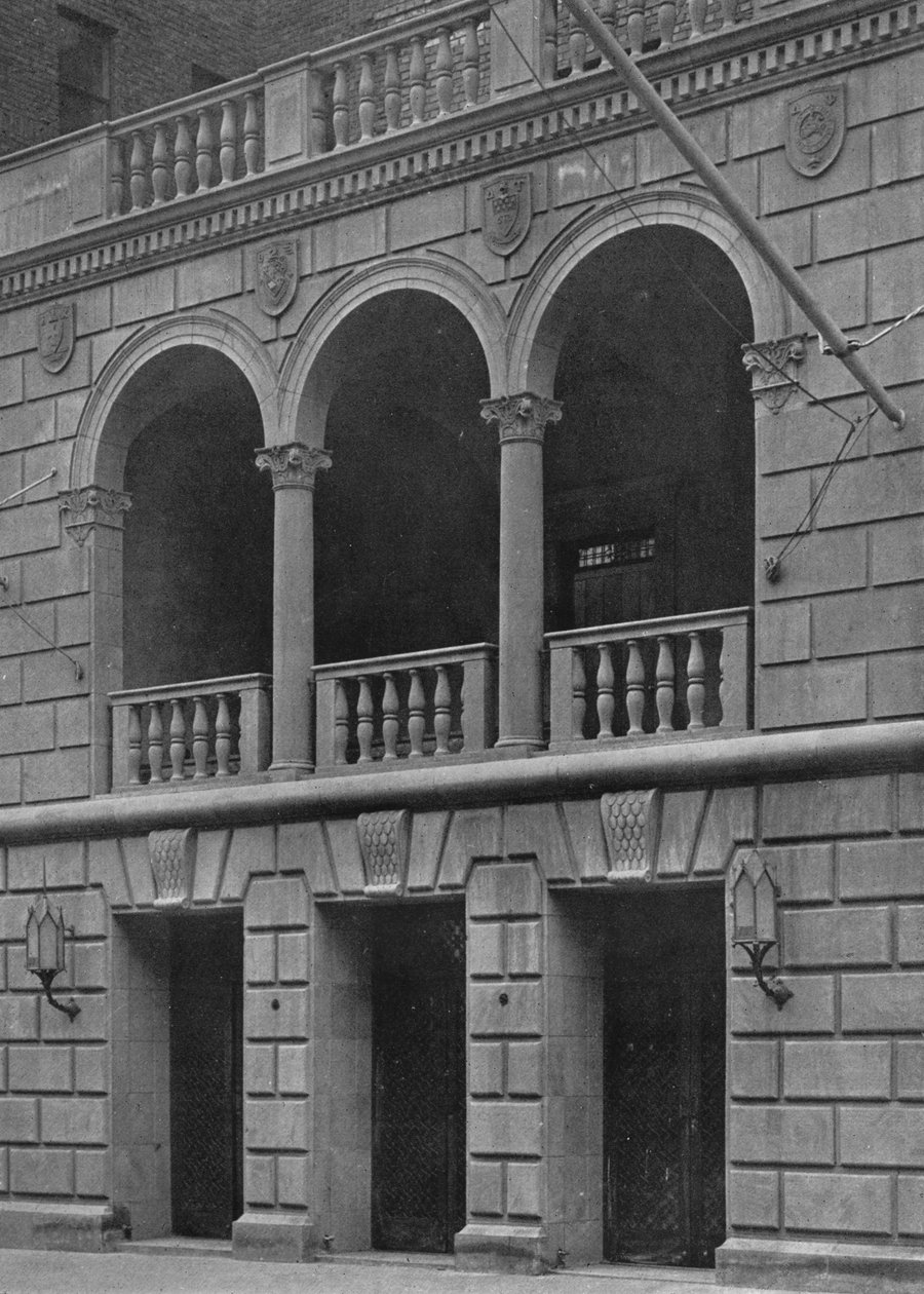 A Fraternity Clubs Building főbejárata, New York City, 1924 alkotó: Unbekannt