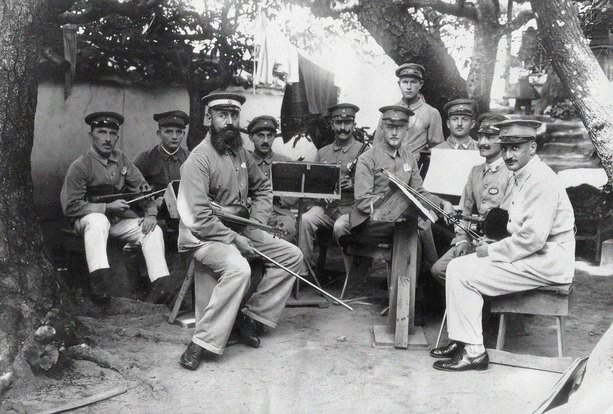 Egy német Bando hadifogolytábor tagjai a Tokushima prefektúrában, kb. 1917. alkotó: Unbekannt