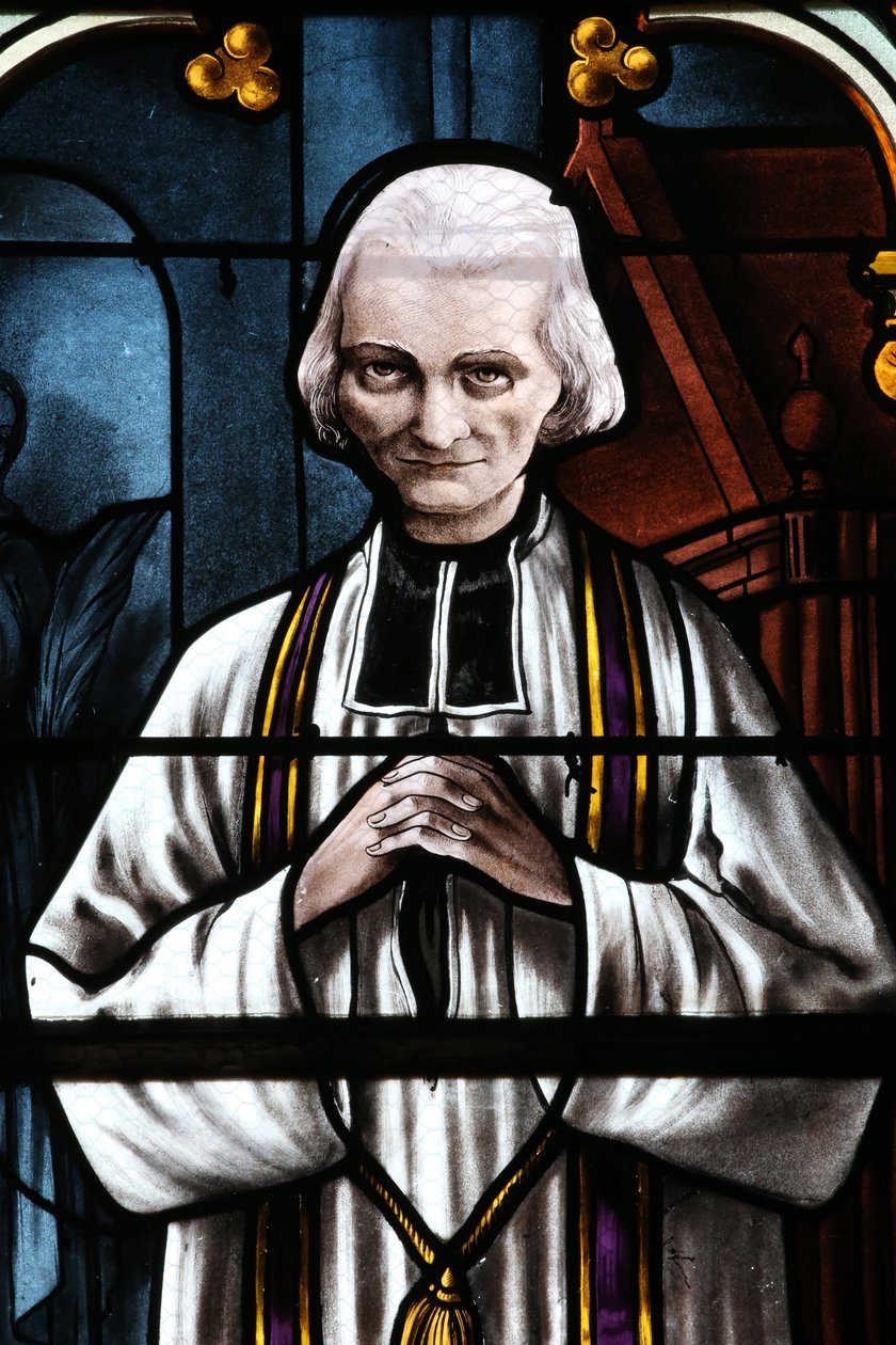 Mezilles templom. Ólomüveg ablak. Vianney Szent János Mária. Az Ars gyógyítása. Franciaország – Jean Marie Vianney abbe (Vianey, Viannay, Viennet), a Cure d