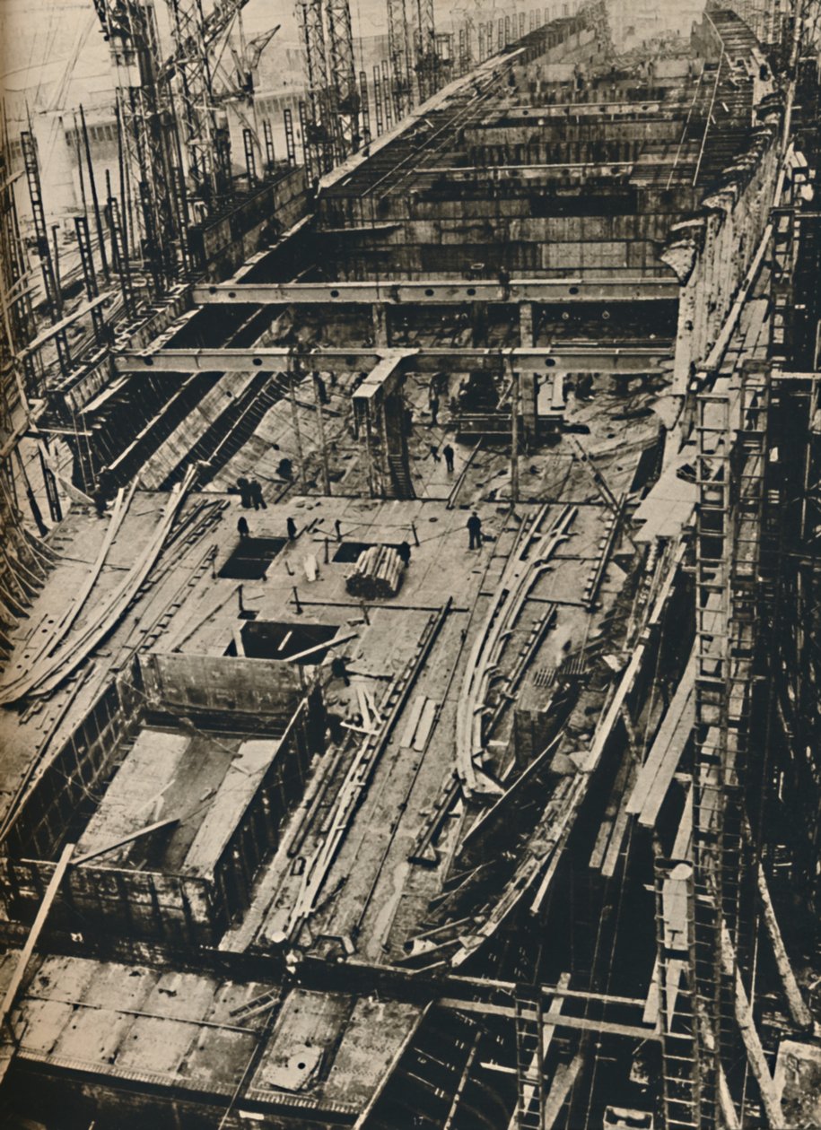 Több mint 1000 láb hosszú. Mária királynő kagylója az építkezés korai napjaiban, 1930-1934, 1936 alkotó: Unbekannt