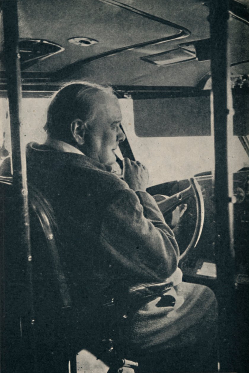 Mr. Churchill az R.A.F. - a Berwick repülő csónak vezérlőinél, 1942, 1945. alkotó: Unbekannt