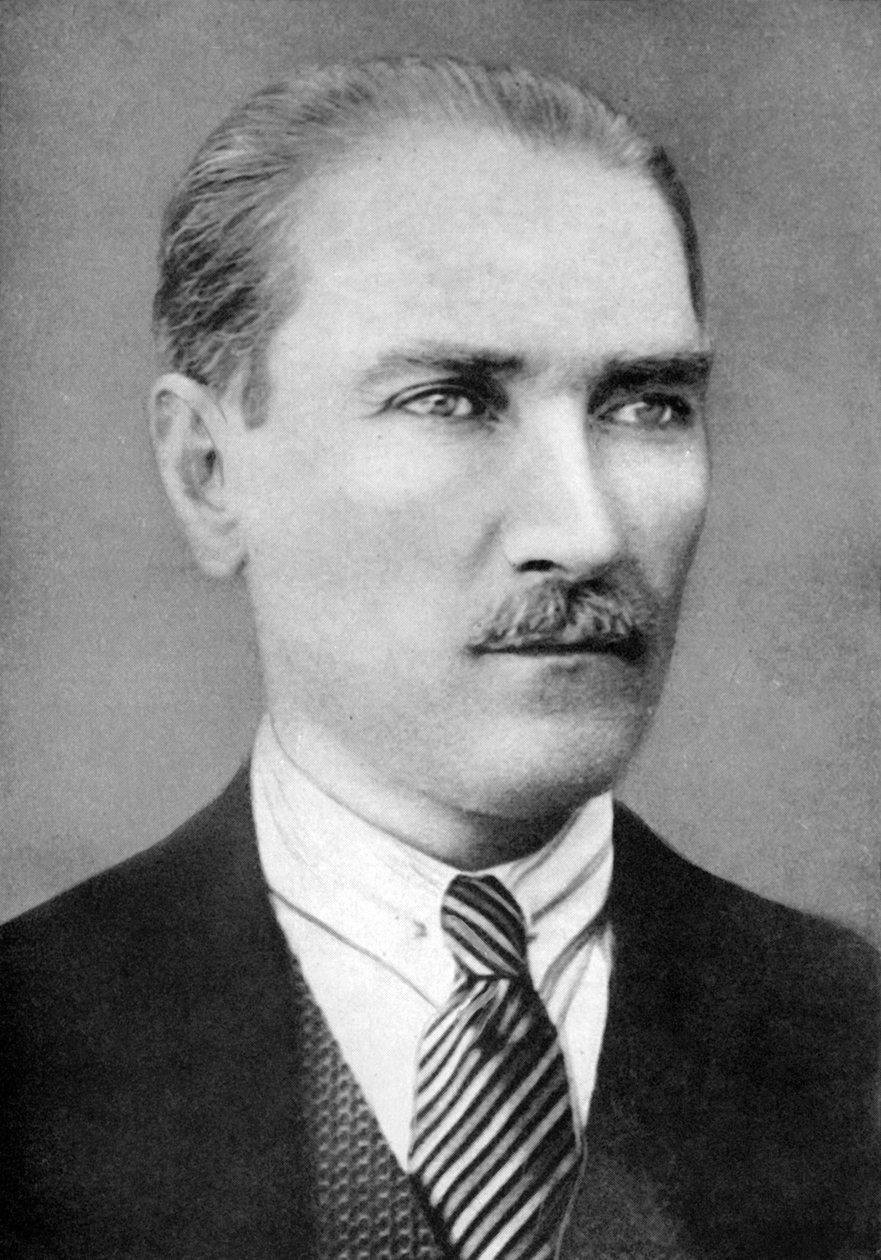 Mustapha Kemal Pasha 1881-1928, török forradalmár, 1926 alkotó: Unbekannt
